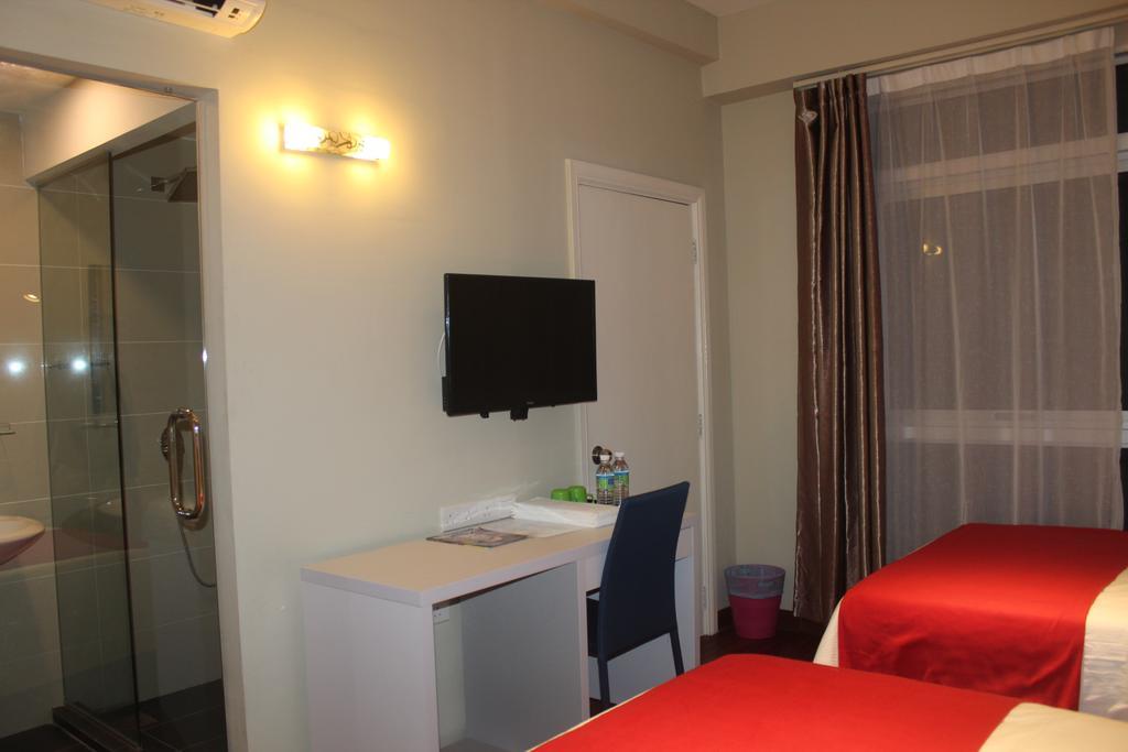 Easyrest Hotel Петалінг-Джая Номер фото
